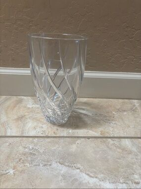Crystal vase gently used